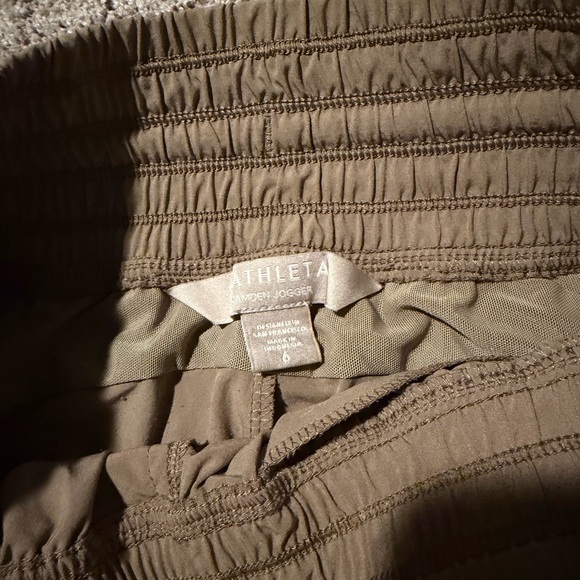 Athleta Camden Jogger Pants Athletic Athliesure Travel - Picture 8 of 9